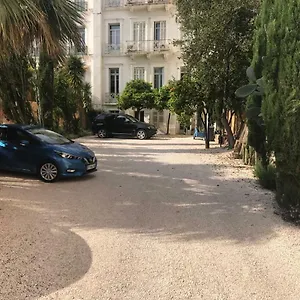 Aux Iles D'or Apartamento